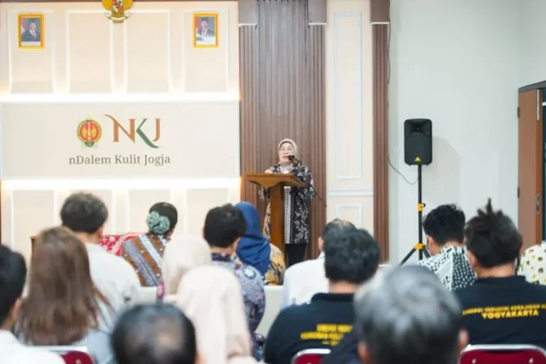 Revitalisasi Sentra IKM Dorong Ekspor Produk Kulit Indonesia Capai USD 4,6 Miliar di 2024
