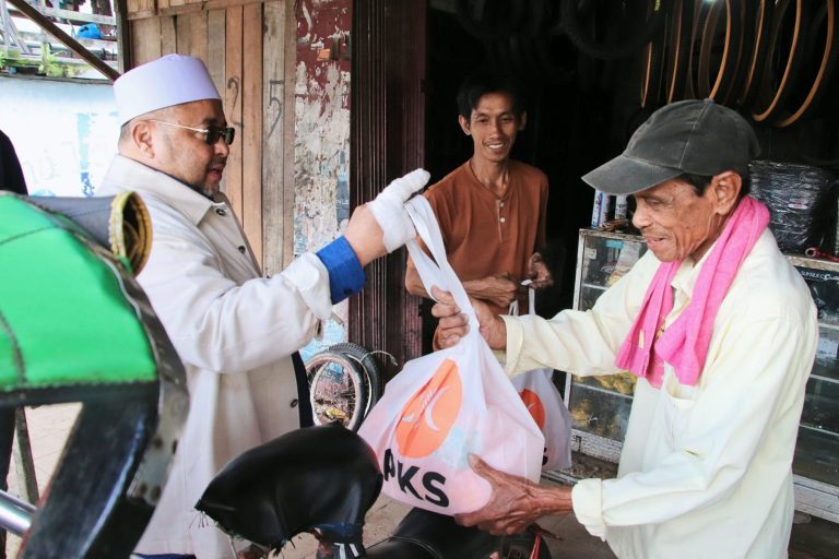 Habib Abo Serap Aspirasi Pedagang dan Motivasi Pemuda saat Kundapil di Kalimantan Selatan