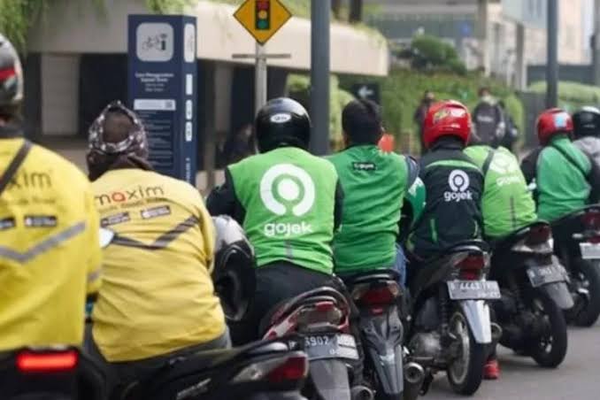 Pemerintah Bahas Status Hukum Pengemudi Ojol di Tengah Revisi UU UMKM dan Ketenagakerjaan