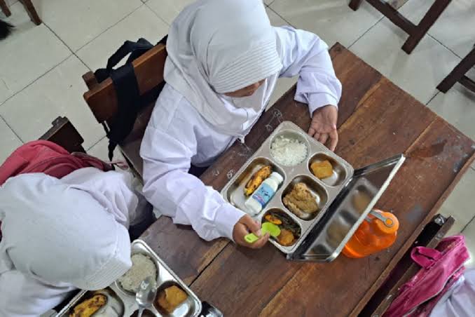 Naik Anggaran, Naik Dampak: Pemerintah Fokus Tingkatkan Kualitas Program Bantuan Makan Bergizi Gratis