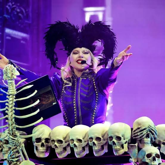 Polisi Gagalkan Plot Bom Saat Konser Akbar Lady Gaga di Rio